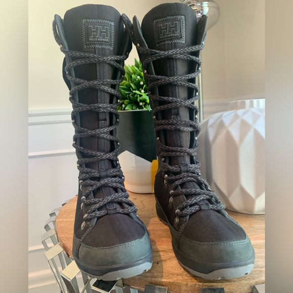 Helly Hansen Black Tall Lace-Up Boots - Picture 2 of 11